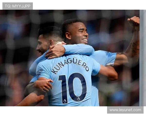 在英超体系下，凯恩与阿奎罗射门效率出现分化趋势