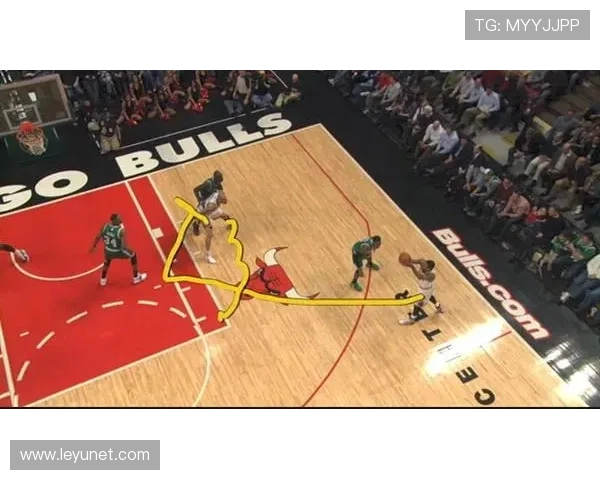 加内特利用高效挡拆提升防守转换速度 主导球队攻防节奏变化