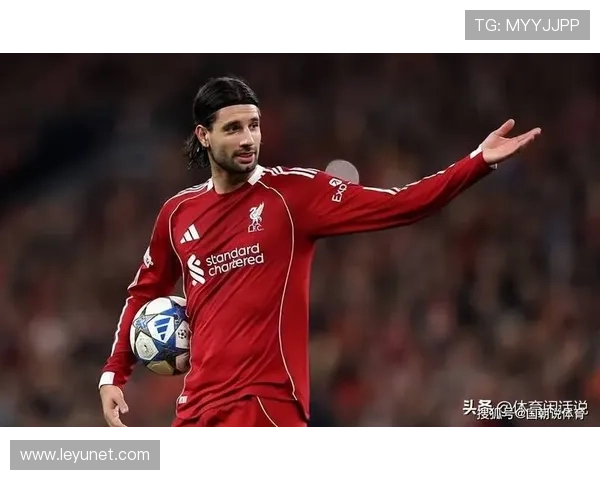 索博斯洛伊成利物浦中场引擎，近期表现稳健