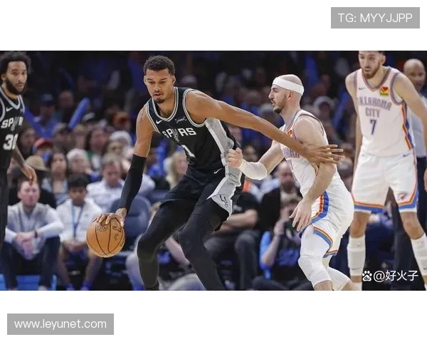 维克托·文班亚马挡拆拉开空间领先球队关键时刻得分爆发