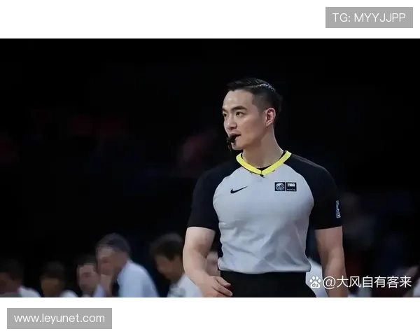 专业篮球规则解析干扰球和封盖区别及裁判判罚标准详解